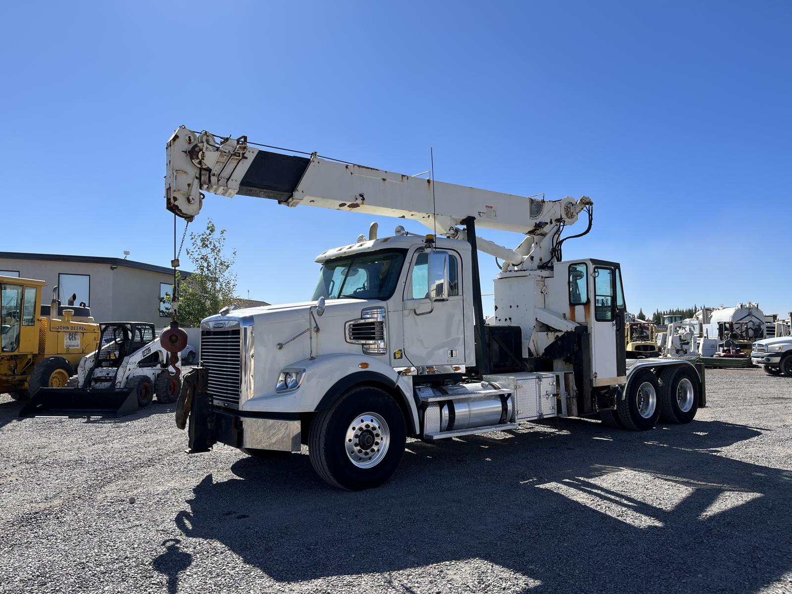 CAMION CON GRUA TADANO TM1882